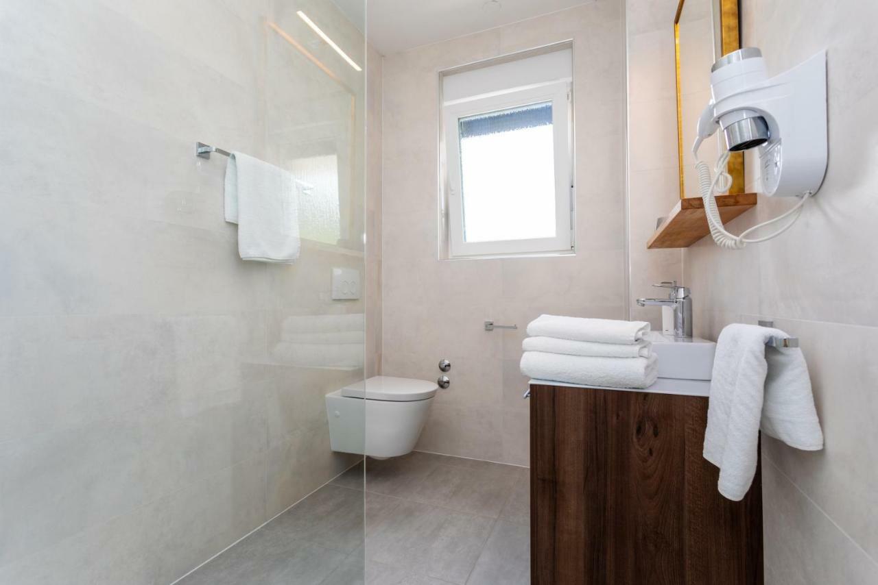 Bed & Breakfast Dosen IV Baska  Ngoại thất bức ảnh