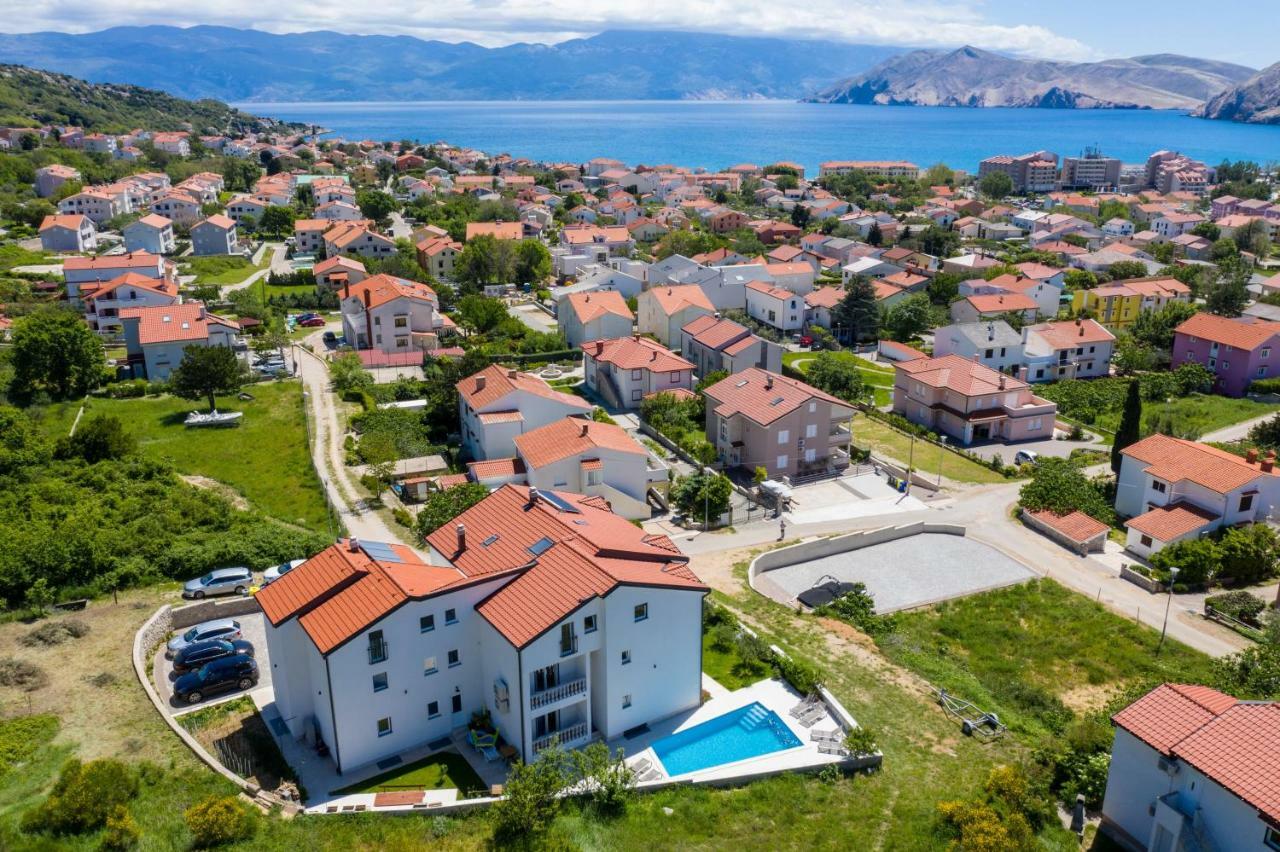 Bed & Breakfast Dosen IV Baska  Ngoại thất bức ảnh