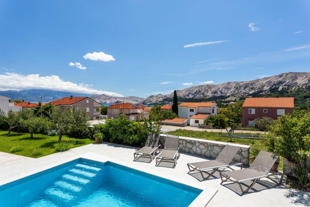 Bed & Breakfast Dosen IV Baska  Ngoại thất bức ảnh